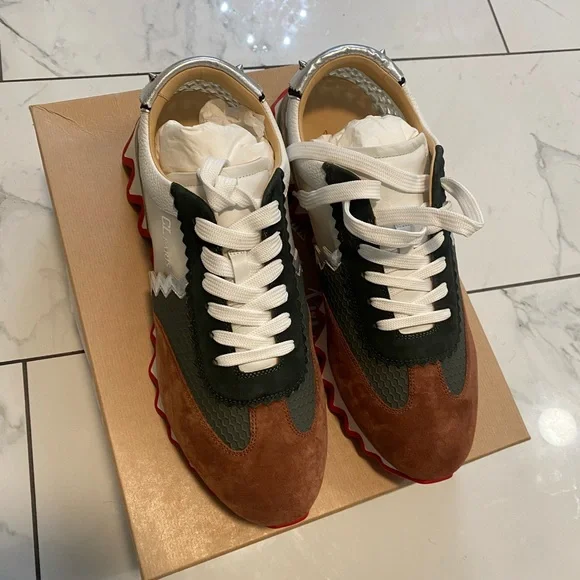 Men’s Christian Louboutin Loubishark sneaker size 45 (12) - Picture 3 of 4